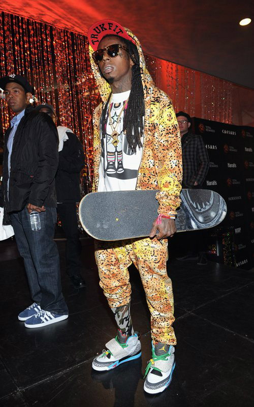 MiamiMarci's tweet photo. We want the old Wayne back, because this is ridiculous at this point. http://t.co/j1JiY6V1