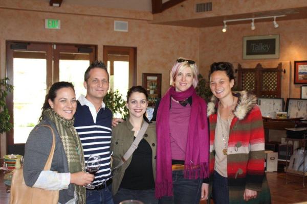 Crimsonwines's tweet photo. Had a great time! @chamisalvyd with @thewinemix @pineridgewine http://t.co/zeNp9RYY