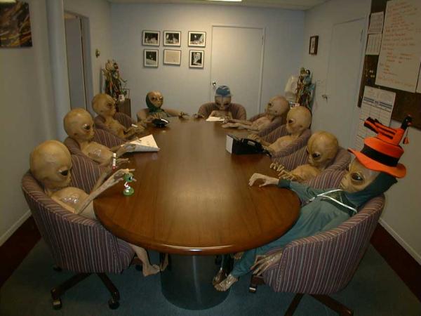 alienpussy's tweet photo. Aburrido en la oficina. http://t.co/WfhwE7hg