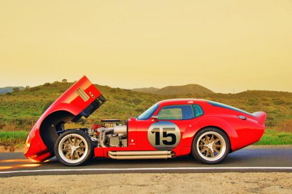 akiskalamidas's tweet photo. "GOD BLESSING AMERICA" Shelby Cobra daytona coupe lemans edition.V8 560 horsepower... http://t.co/nKxfQKuh