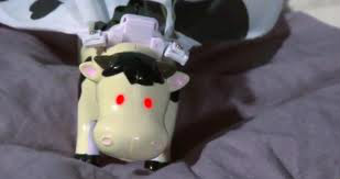 gremlinraveyard's tweet image. @screamfan4ever and I #knowwhat&apos;soutsidephil&apos;swindow