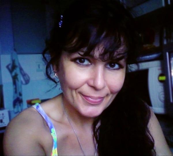 dastya_novnar's tweet photo. Мамууля моя,хоть и живем чере пару домов, но все равно не хватает её)
красивая самая!)) http://t.co/keSHA8BN