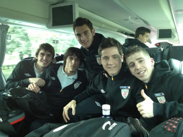 Para Manchester! @anderherrera8  <a href="/ibaigomez/">IBAI GÓMEZ</a> etc.