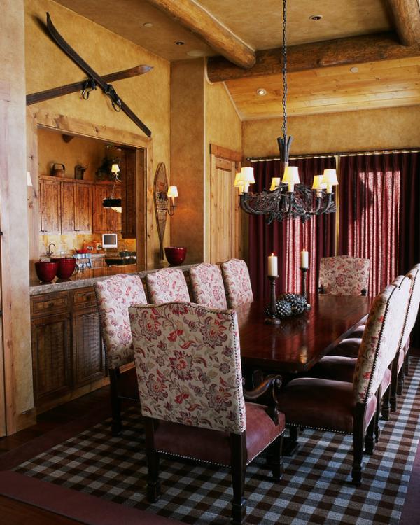 CCCTomFeldhaus's tweet photo. Custom Craft's fine craftsmanship & attention to detail results in exquisite custom work like this upscale dining room http://t.co/SbeV5lbs
