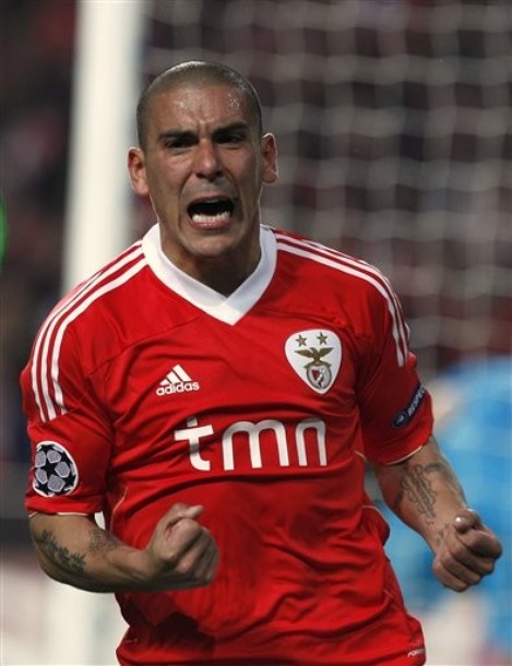 pedr077's tweet photo. SUPER BENFICA!!! http://t.co/OFpnFo4d