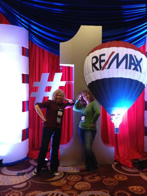 KimCross's tweet photo. Rocking it out at the 2012 RE/MAX Convention in Las Vegas! http://t.co/Ofw4s2Sv