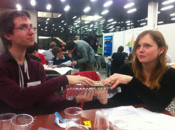 Team numerus ignatus terug aan het plakken #bebec