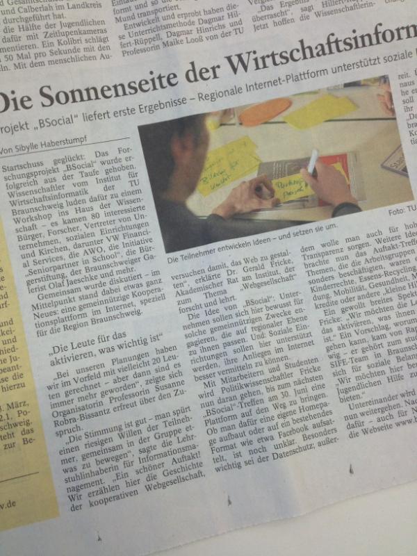 BSocialBar tweet media