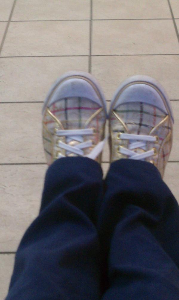 _kisforkaitlyn's tweet image. My @Coach shoe's are super uncomfy &amp;amp; hurting my feet :( #wahh #kaitlynproblems