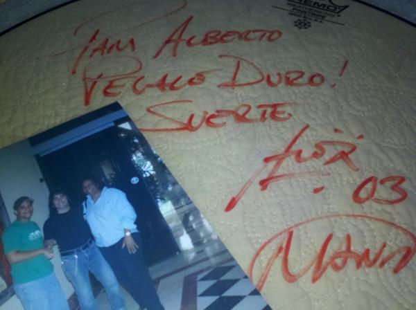 acreales's tweet photo. Y Alex se acordara de esto??? Esperando al Animal en el Estadio Quisquella, Santo Domingo Fan #1 de RD @manaoficial http://t.co/EUbf4Ovi