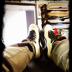 dougsanders21's tweet image. Don't forget the FiveFour denim! Clean “@FiveFour: #ShoesAndSocks - Doug Sanders: Air Jordan 10’s #Fresh http://t.co/rW29lva1”