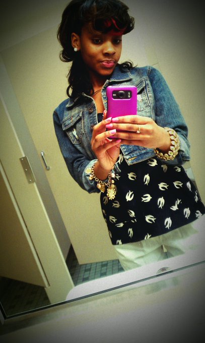 Watch Niya's leaked NSFW photo on TwXstars