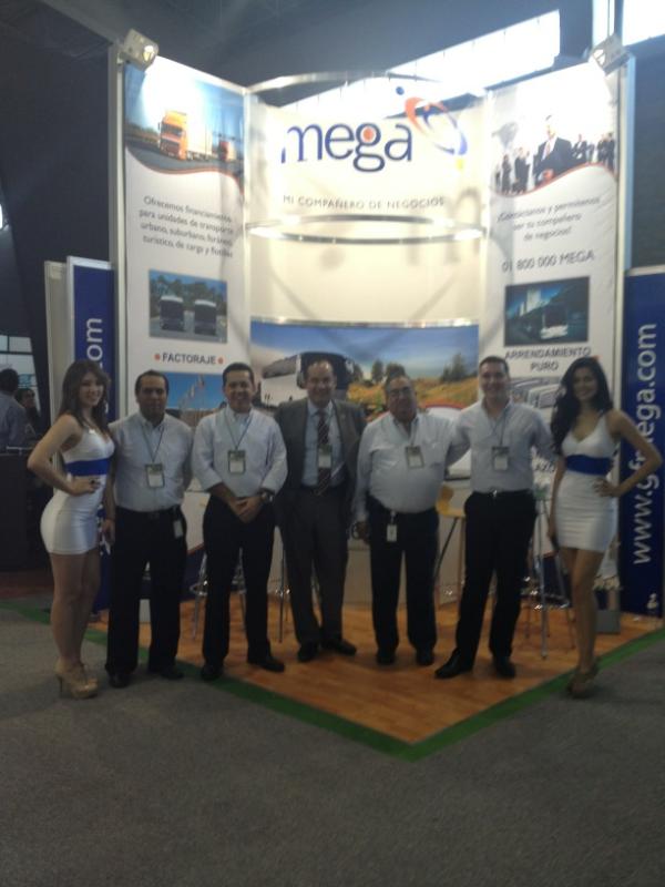 GFMega's tweet photo. El equipo comercial de @gfmega en #Expo #transporte http://t.co/wGkpRmYj