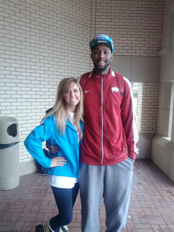toripohlner's tweet photo. @sheezy33 supports me and @vote4experience! You should too http://t.co/kYrT8yBt