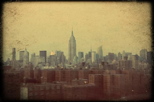 erinRyder13's tweet photo. In a NY state of mind, with @bradkuhlman and @Caseybrumels #PingPongEastCoastLabs http://t.co/nmyNzGwE