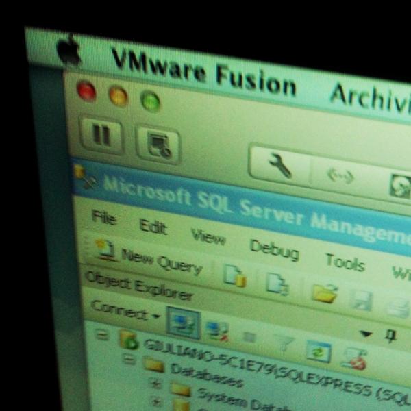 StartupCloud's tweet photo. Si comincia così e si finisce per comprare un vaio con Windows8 /cc @Giuliano84 @fterzini #stamplay http://t.co/yBS2C84A
