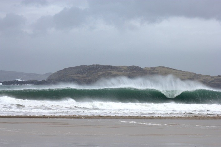 Insane waves in Dunfanaghy today!Stoked!