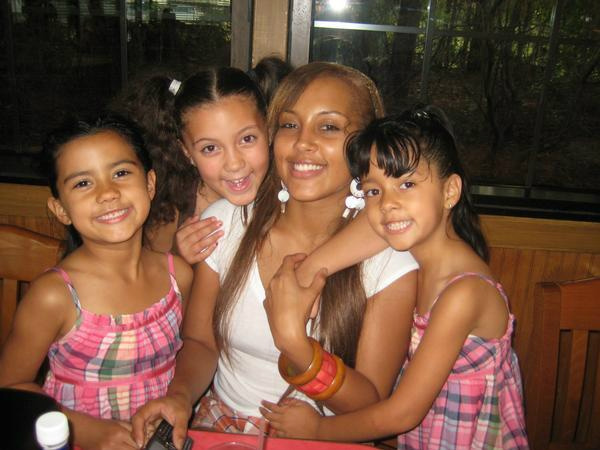 KiaraRocks's tweet photo. I LOVE MY  FAMILY!!! http://t.co/Ssgzis1w