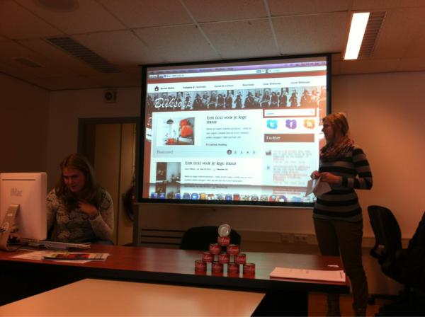 WorstHansje's tweet photo. Blikceptie bij de pitch van #Bliksoep! http://t.co/n3w9IazW