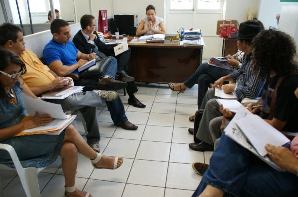 bid_lima's tweet photo. Em reunião com o conselho do SIEC discutindo os projetos atuais. http://t.co/decUMXcI