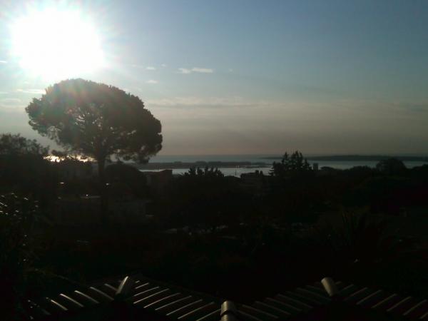ColumbiaMSREDMI's tweet photo. Sunrise from the villa, we got an early start today. http://t.co/fboYUPGi