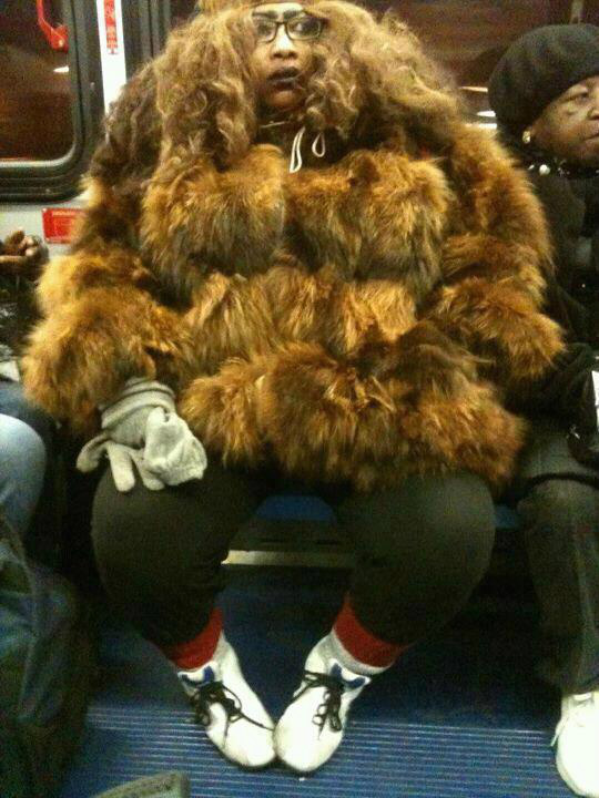 UESprincessprbm's tweet photo. THIS is the # 1 reason I do not take public transit. #molepeople #UESproblems #notreally http://t.co/d8iXJ3N8