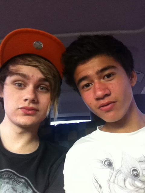 Michael5SOS's tweet image. Late for band prac with @Calum5SOS lolololol