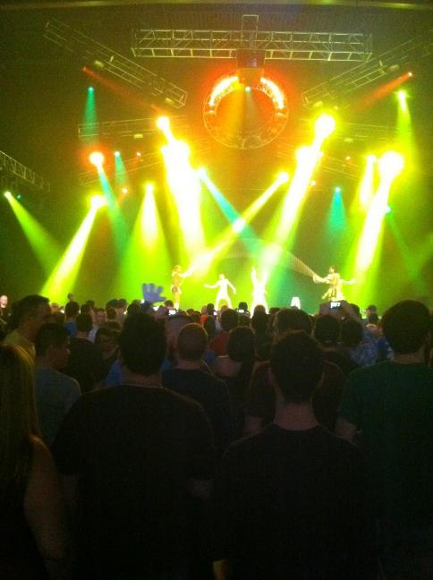 Scott_311's tweet image. 311 fan party #311day2012