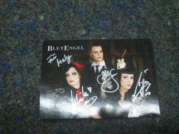 xMelyM's tweet photo. Yeah so happy http://t.co/pTBNQWCC