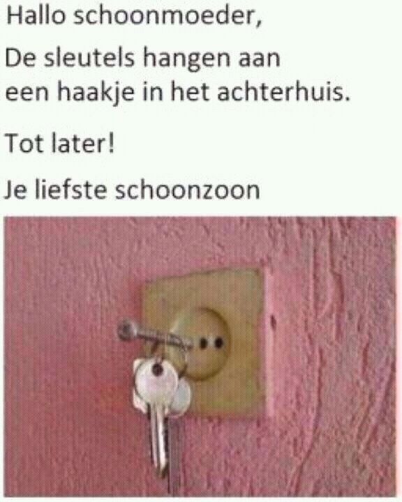 LarsDJ1's tweet photo. Mensen die zo nog bij mij thuis wil komen.. de sleutels die ik voor mijn schoonmoeder heb klaargelegd hangen er nog! http://t.co/TJhHzOSH