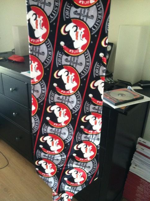 JoshRahm's tweet photo. Seriously debating if I wear my #Noles tie into work tomorrow http://t.co/0dYbrWJ