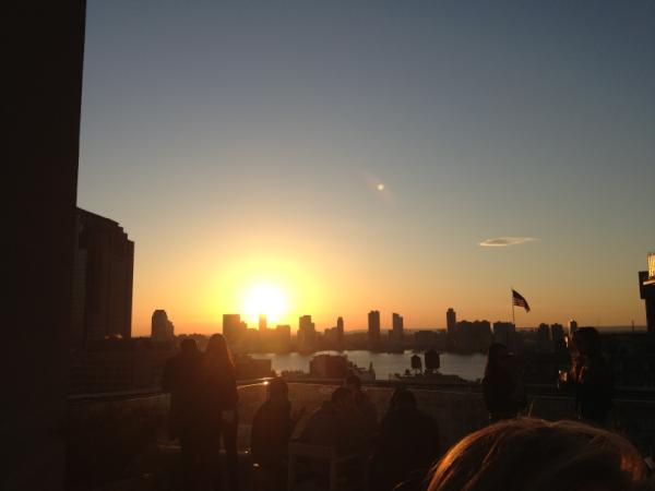 jdgoodelman's tweet photo. Sunset http://t.co/7wVzJo4