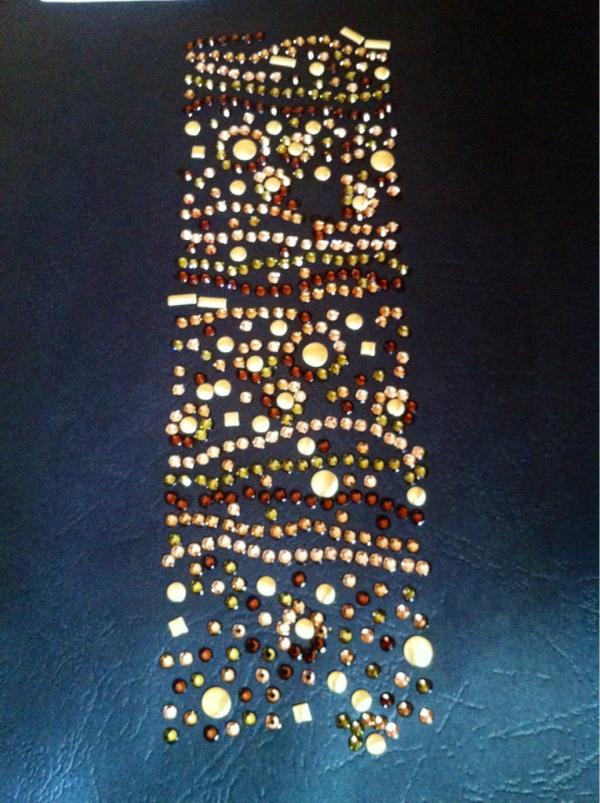 amon_mb's tweet image. تبين شيلات قطن أو حرير وكريب كل شي متوفر عندي بنقشه كريستال اصلي من اختيارج