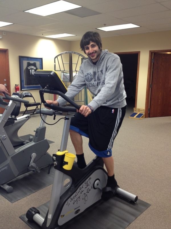 TimeOut_NBA's tweet image. #AnimoRicky Tan animado como en la pista RT @RickyRubio9 "Day 2 If u smile, things are better! Enjoy ur day! Be happy."