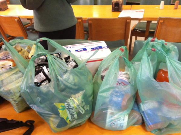 PrincessDi19's tweet image. Who says you can&apos;t have retail therapy during finals? #dbaproblems @dvbodas @