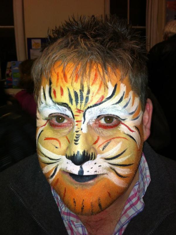 ChrisAMHeath's tweet photo. This is me at my sons school charity event... dont ask I am meant to be a lion. Least I tried lol http://t.co/hoGVGsGl http://t.co/qa5hcew9