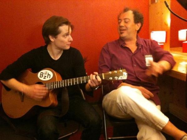 ERICTOULIS's tweet photo. Avec mon ami producteur !! http://t.co/5X5O9Nd2