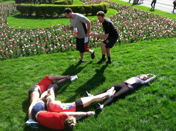 Bobcat23S's tweet photo. man made Nike swoosh @ninkechicago #ownchicago http://t.co/jlpHkbe0