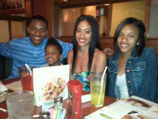 Watch D✨'s leaked NSFW photo on TwXstars