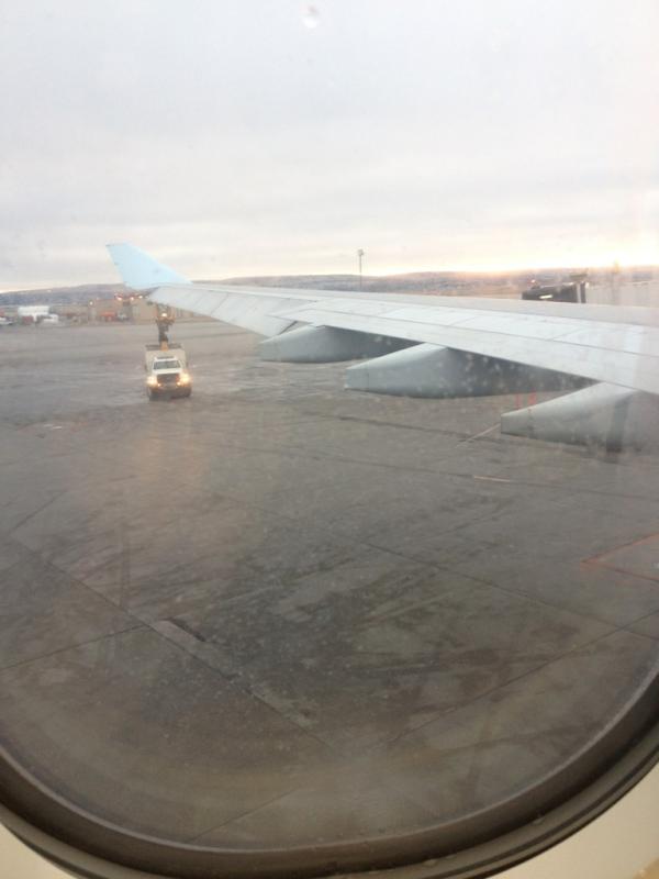 pk_Rockstar's tweet photo. Vancouver yesterday, Calgary today, London when I wake up from my slumber, Frankfurt tomorrow. #sleepytimeshecomes http://t.co/gu0MWTy