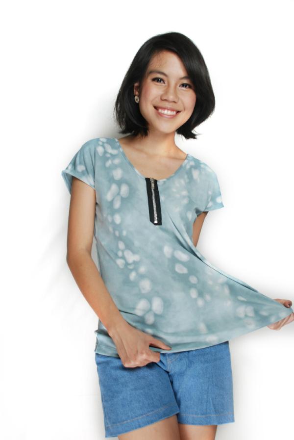 Modeesh's tweet image. Kayla Top Blue, Available in S and M, $18