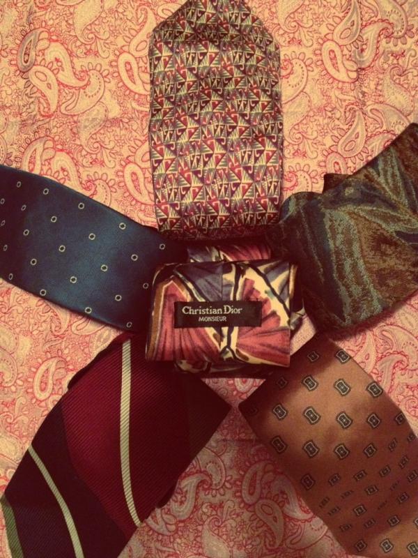 Dior opens their largest store in Taiwan-sneak peak of our vintage Dior ties for sale soon stores.ebay.com/the-transfer-c… #dior