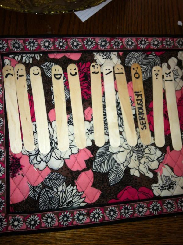 Laura_Dingmore's tweet image. Thank you @melhammm for only letting me speak in emotions via popsicle sticks #elementaryedmajor #whenweprocrastinate.