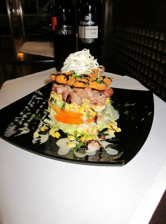 Hace un día fantástico en Las Canteras, complétalo con nuestros platos en el Restaurante Baluarte