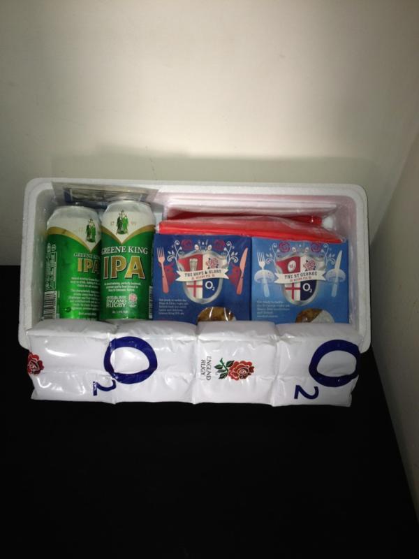 Debbsgriff's tweet image. Pie and a pint don't mind if I do... #thanksO2