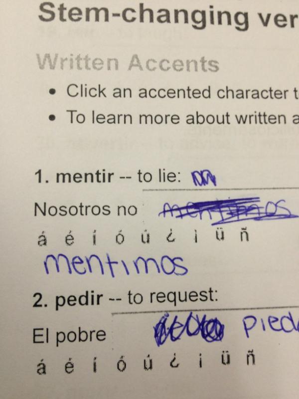 thefrockingbest's tweet image. @Sha_NomNoms even the Spanish packet is telling people not to lie #howsmart
