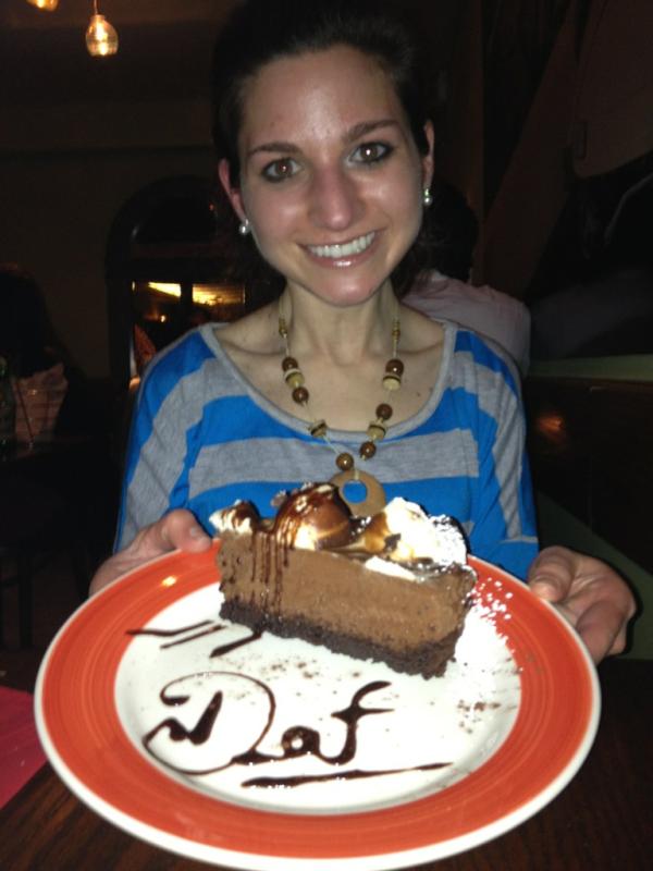 Jared_Orkin's tweet photo. Dessert surprise for the gf. Guys take notice http://t.co/fFXZwhbU