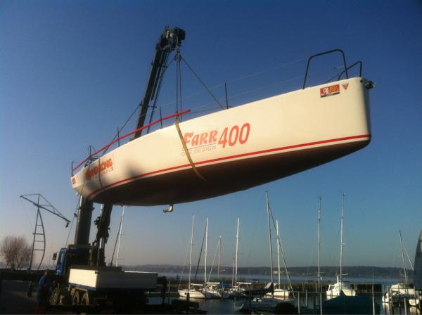 Flying Farr 400 on Lake of Constance ;-) tomorrow we gonna put the mast!