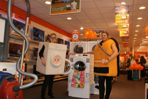 Ook Expert is er klaar voor #langstecatwalk #Bolsward #Expert