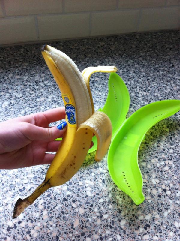 WorstHansje's tweet photo. Dit is echt een van de beste tips ever: pel je banaan vanaf de andere kant #toptip #tipsmetbetrekkingtotbananen. http://t.co/wR6hKIMd